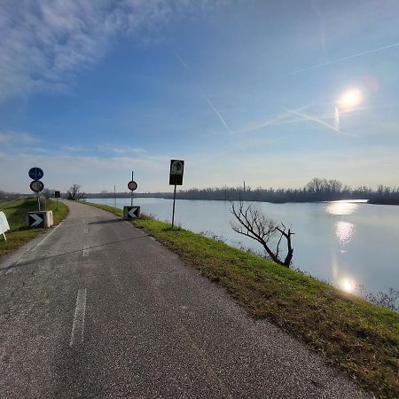Alloggio Indipendente Cesulin Villa Porto Viro Exteriör bild